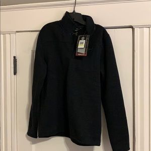 Under Armour Pullover sweatshirt